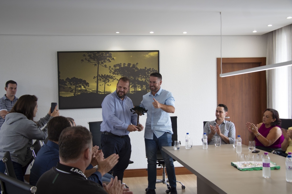 visita-secretario154.jpg