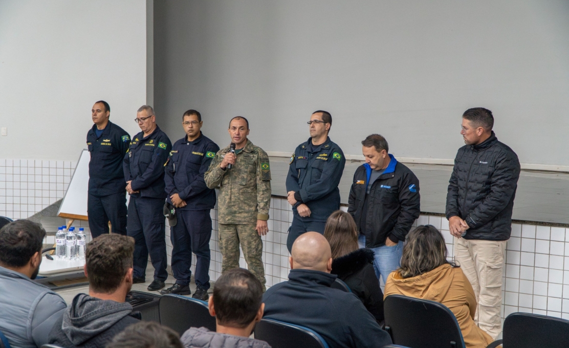 Bituruna sedia Curso de Formação de Aquaviários com 30 participantes de diversas regiões