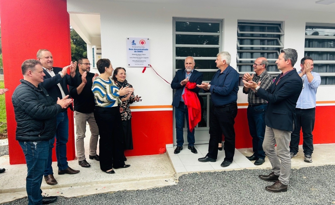 Vice-prefeito de Bituruna participa da inauguração da base descentralizada do SAMU durante enc...