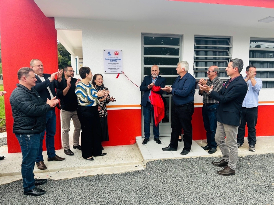 Vice-prefeito de Bituruna participa da inauguração da base descentralizada do SAMU durante encontro da AMSULPAR