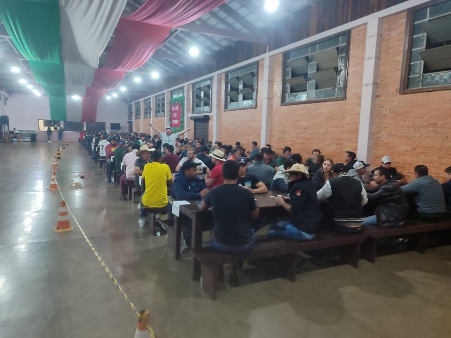 Torneio de Truco abre comemorações do Dia do Trabalhador em Bituruna